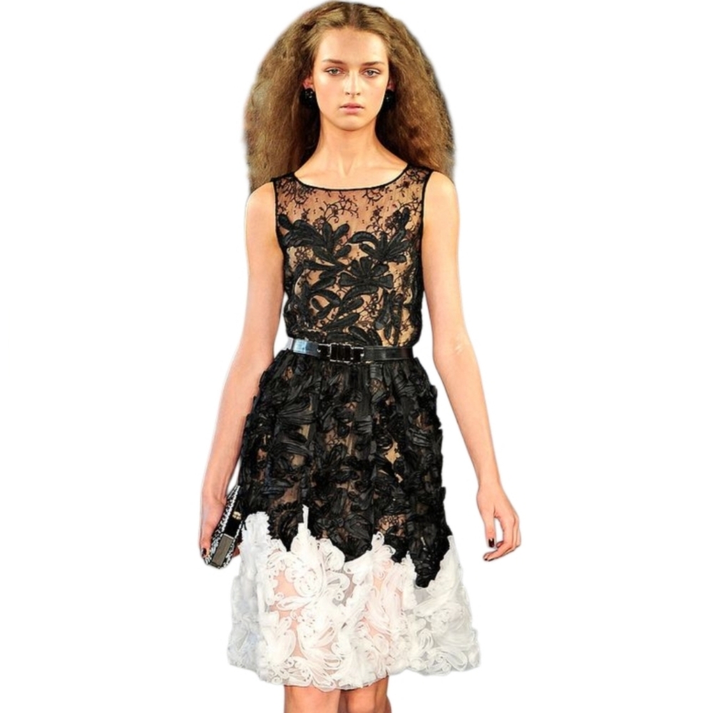 $4,800 OSCAR DE LA RENTA BLACK WHITE LACE SILK RUNWAY DRESS US 6